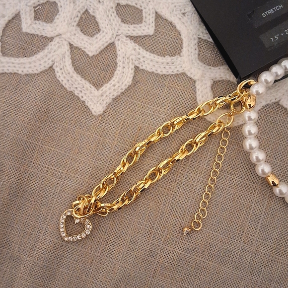 💥SALE💥OH Hello, NWT Rhinestone, Gold, Multi-Color Bracelet Set - Picture 3 of 6